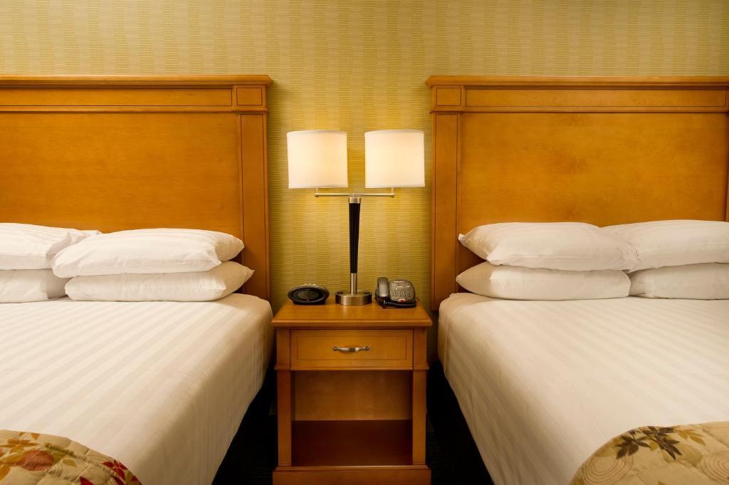Pear Tree Inn Kansas City Overland Park Силвър Спринг Стая снимка